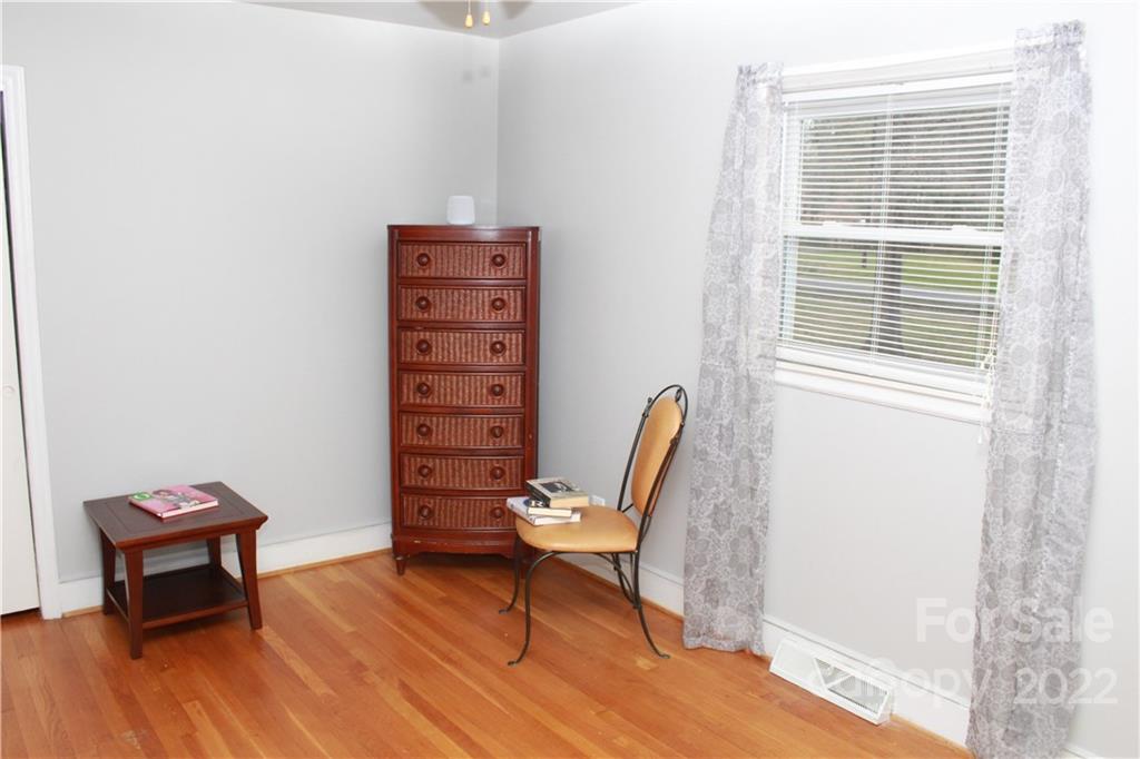 6833 Tuckaseegee Road Charlotte, NC 28214 - Photo 14 of 18 Gallery Image 14