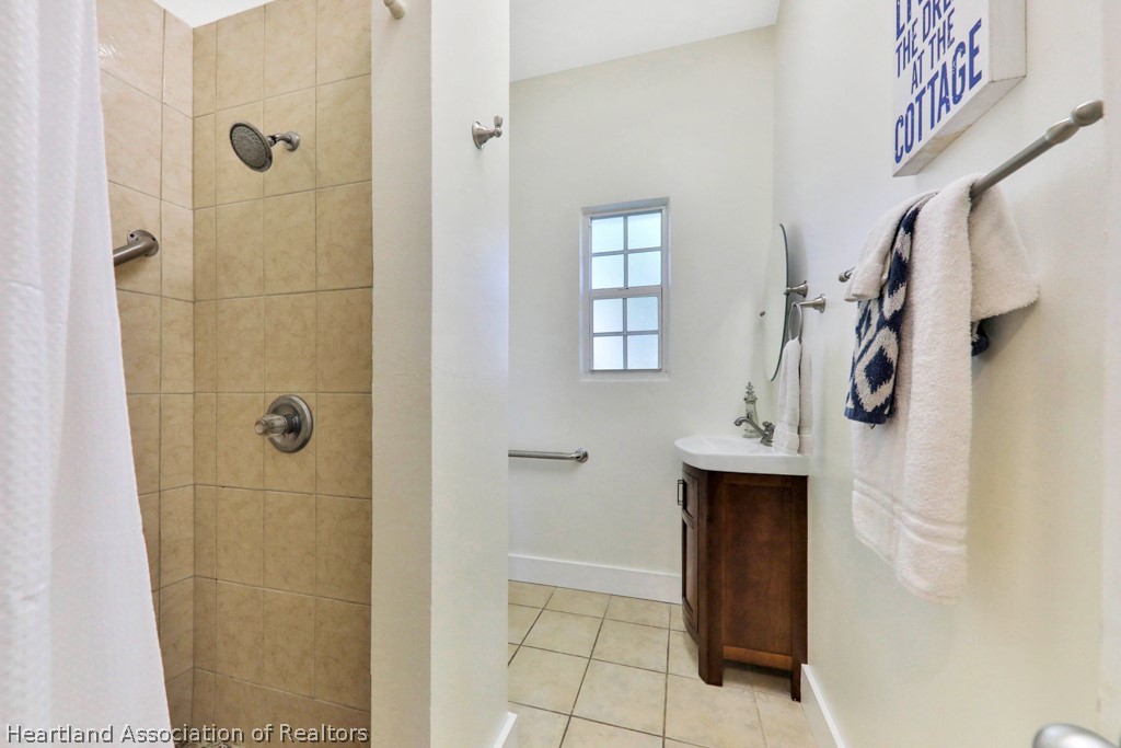 724 Lake June Road Lake Placid, FL 33852 - Photo 16 of 33 Gallery Image 16