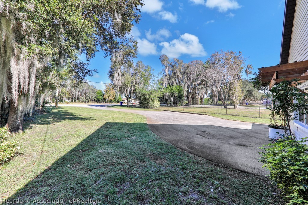 724 Lake June Road Lake Placid, FL 33852 - Photo 23 of 33 Gallery Image 23