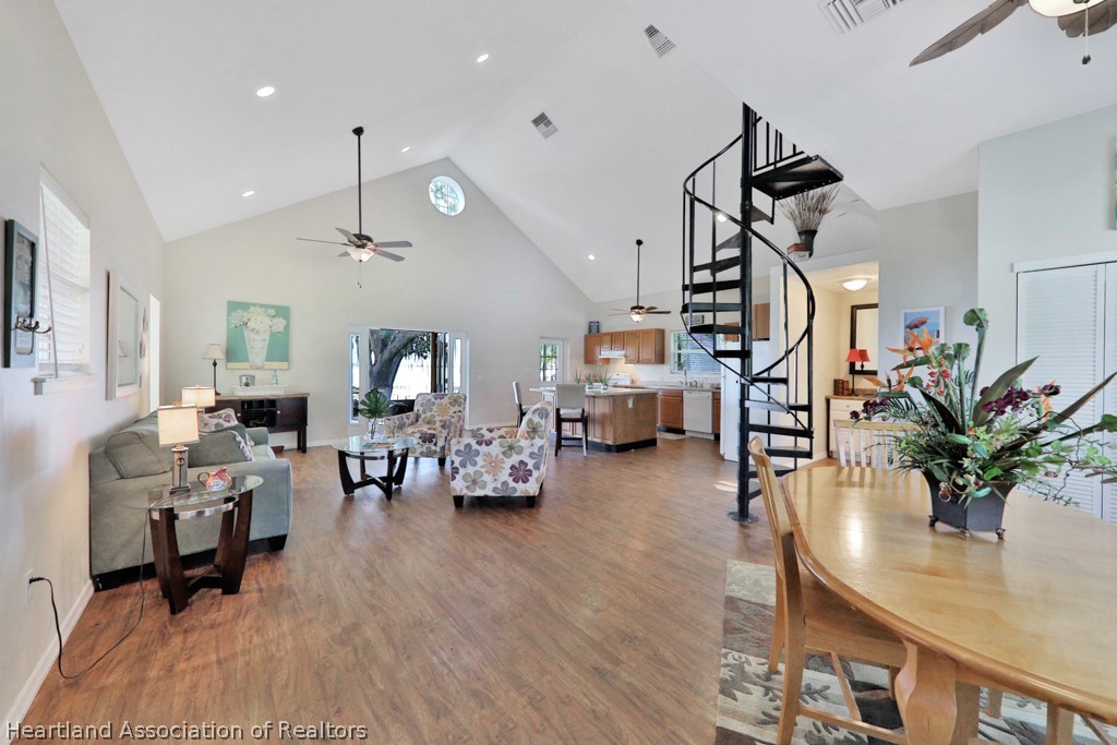 724 Lake June Road Lake Placid, FL 33852 - Photo 3 of 33 Gallery Image 3