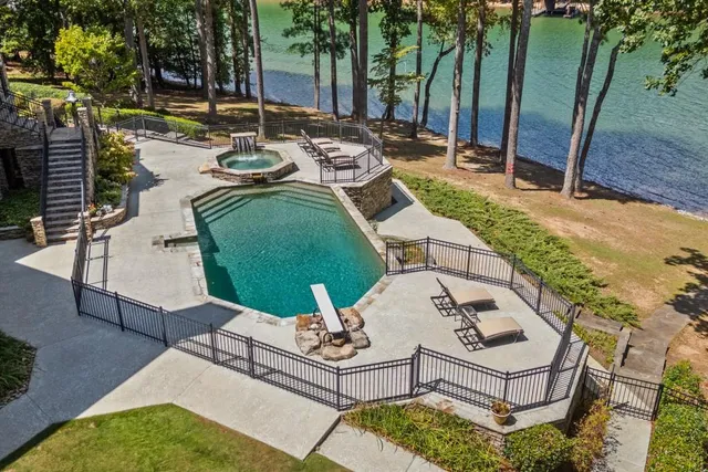 $5,000,000 | 6686 Gaines Ferry Road, Flowery Branch, GA 30542