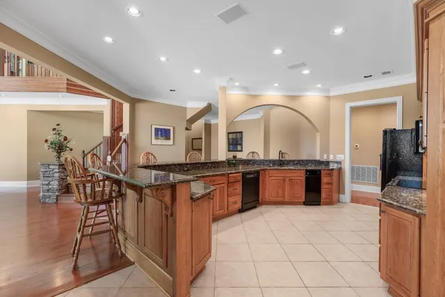 $5,000,000 | 6686 Gaines Ferry Road, Flowery Branch, GA 30542