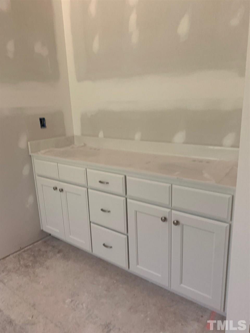 2468 Tarheel Road Benson, NC 27504 - Photo 2 of 8 Gallery Image 2