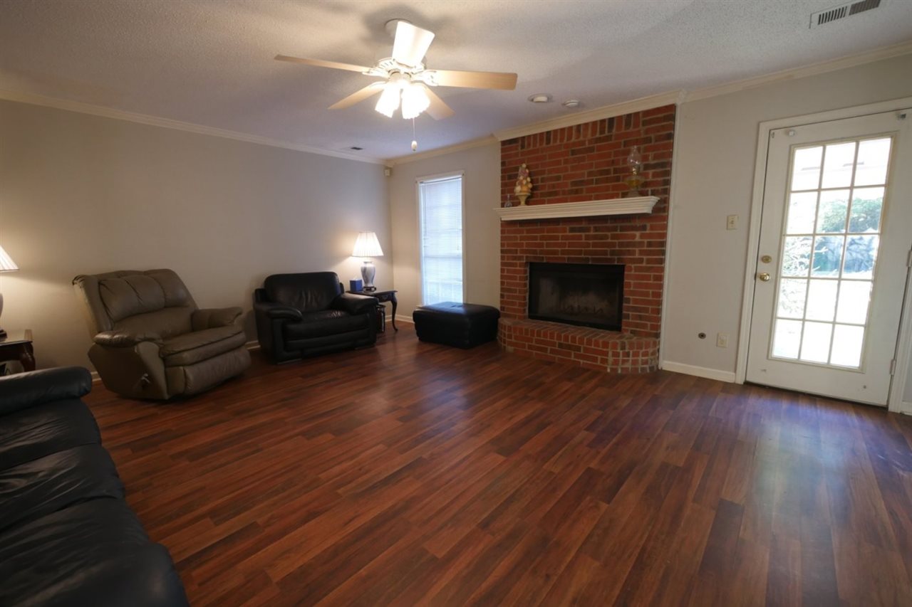 6205 Covington Pike Road Millington, TN 38053 - Photo 8 of 25 Gallery Image 8