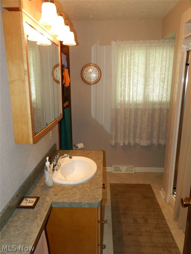 17424 Howe Road Strongsville, OH 44136 - Photo 26 of 34