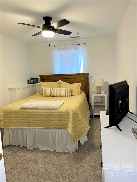 19819 Henderson Road, Unit B Cornelius, NC 28031 - Photo 12 of 16 Gallery Image 12