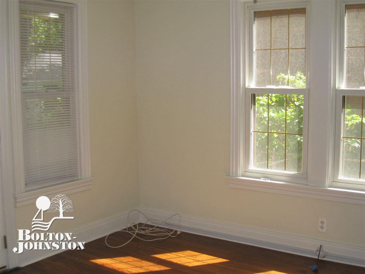 480 Neff Road Grosse Pointe, MI 48230 - Photo 5 of 33