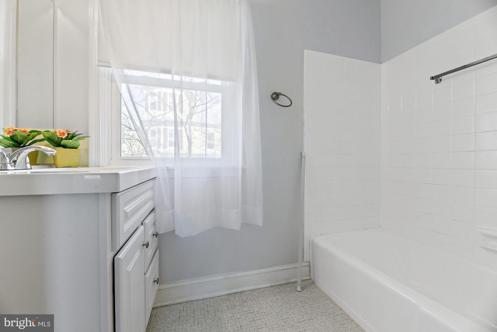 1308 Frederick Road Baltimore, MD 21228 - Photo 19 of 34