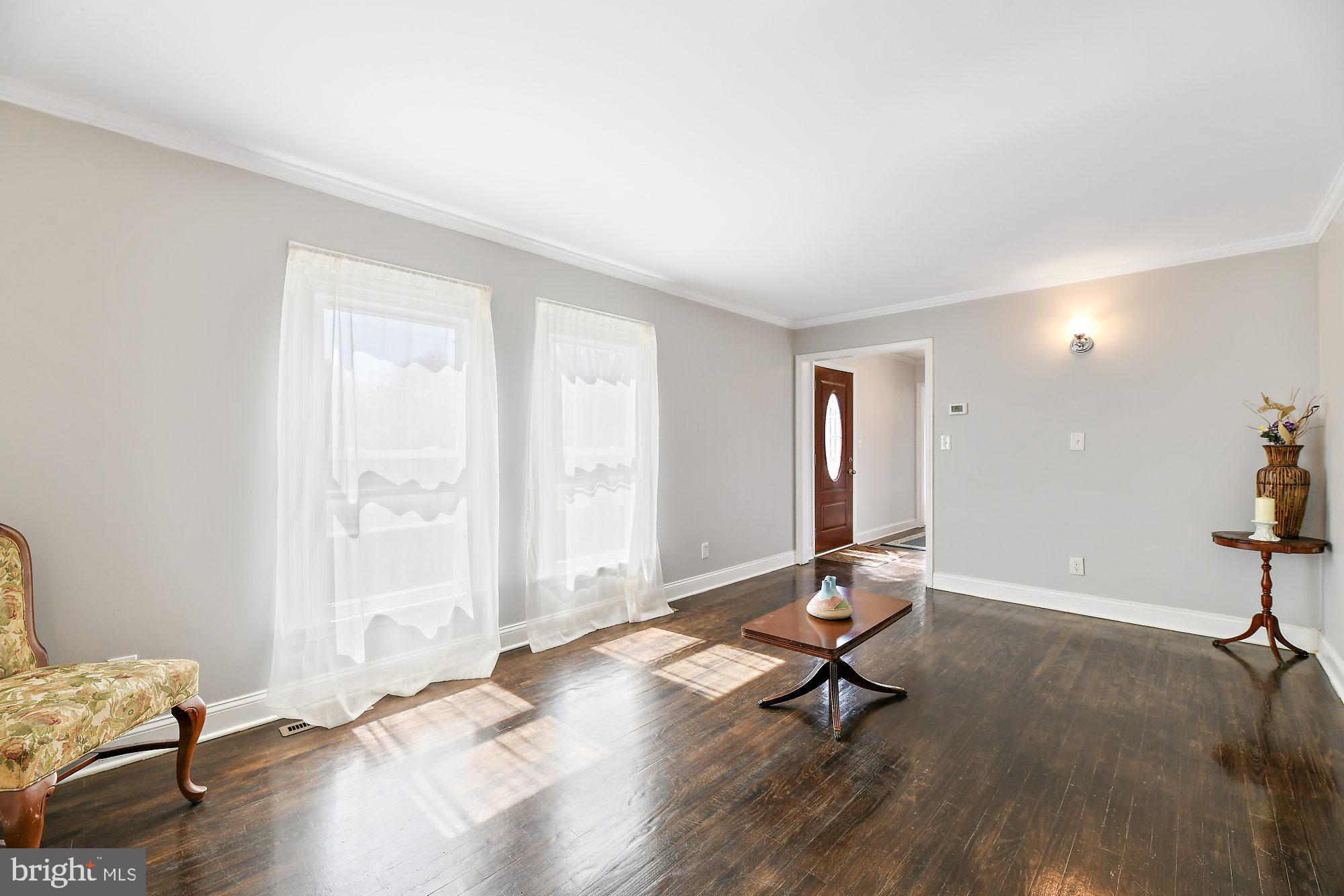 1308 Frederick Road Baltimore, MD 21228 - Photo 6 of 34