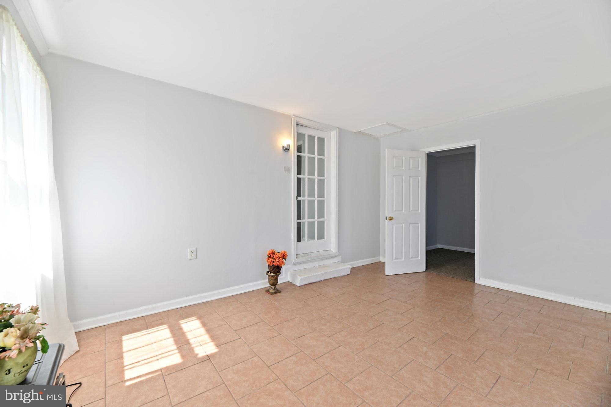 1308 Frederick Road Baltimore, MD 21228 - Photo 8 of 34