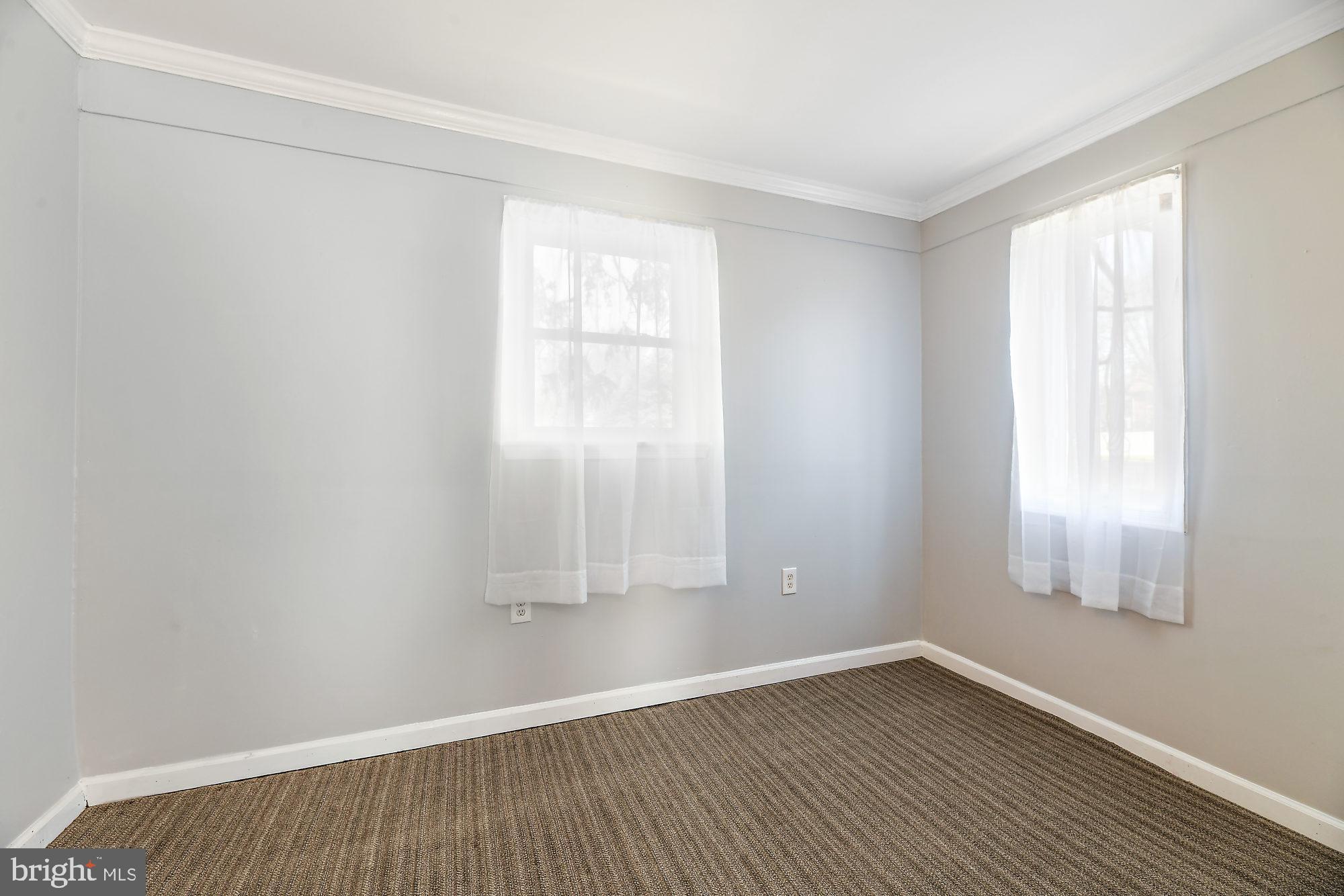 1308 Frederick Road Baltimore, MD 21228 - Photo 9 of 34