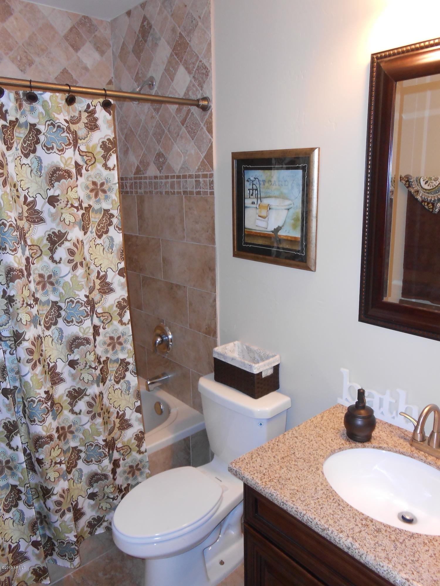 704 West 11th Street Tempe, AZ 85281 - Photo 12 of 20 DSCN0137