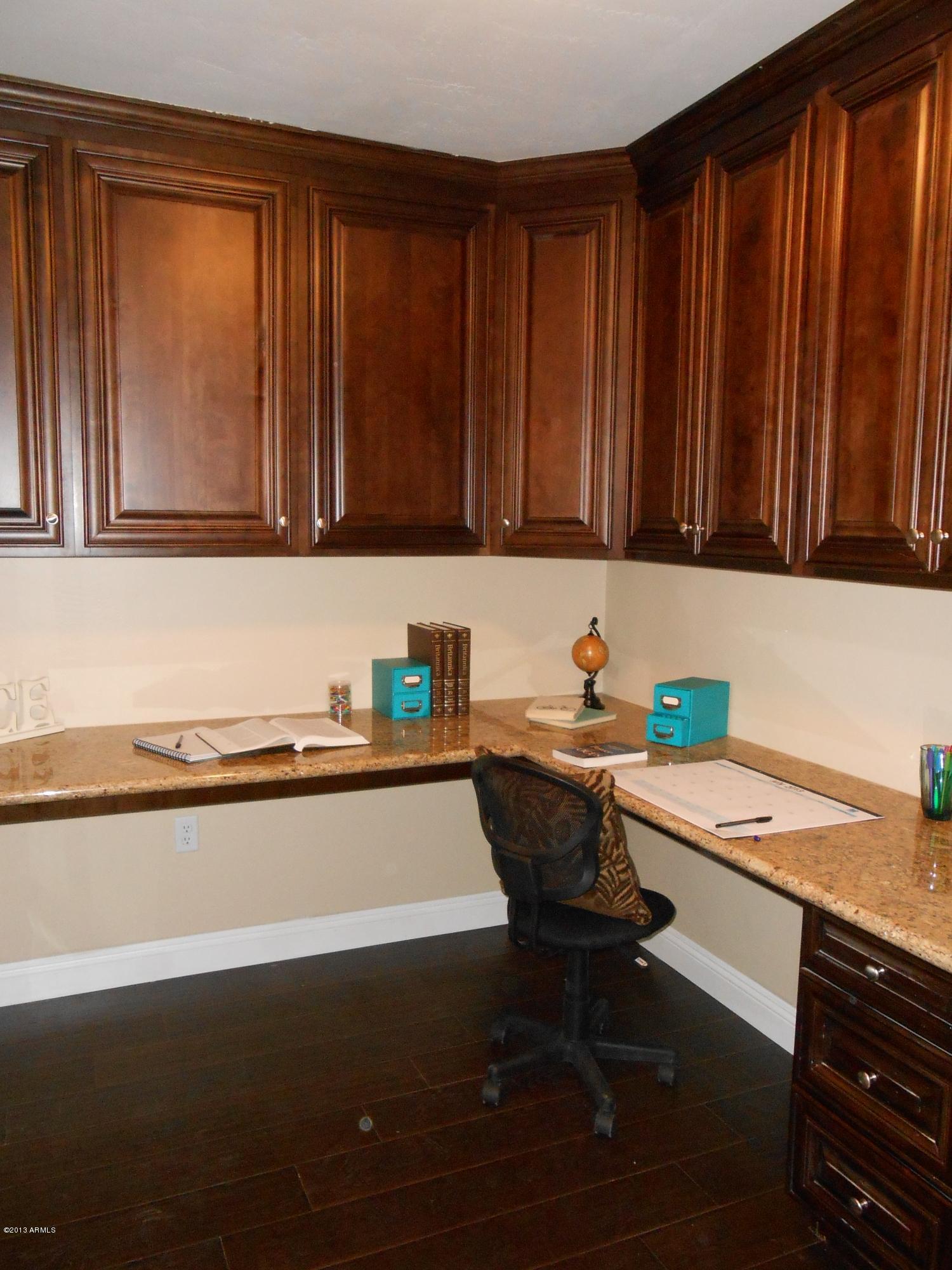 704 West 11th Street Tempe, AZ 85281 - Photo 15 of 20 DSCN0129
