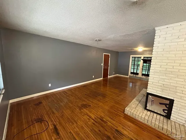 $1,550 | 6000 Walton Street, Pensacola, FL 32503