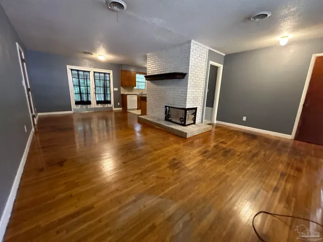 $1,550 | 6000 Walton Street, Pensacola, FL 32503