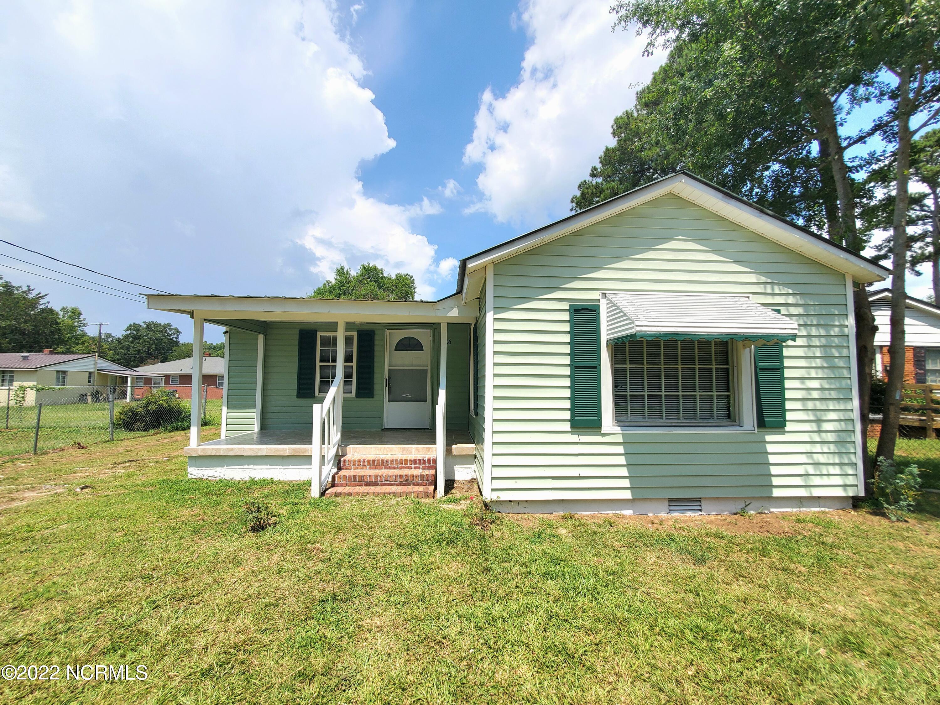 106 North Secrest Street Kinston, NC 28501 - Photo 2 of 34 20220731_121705