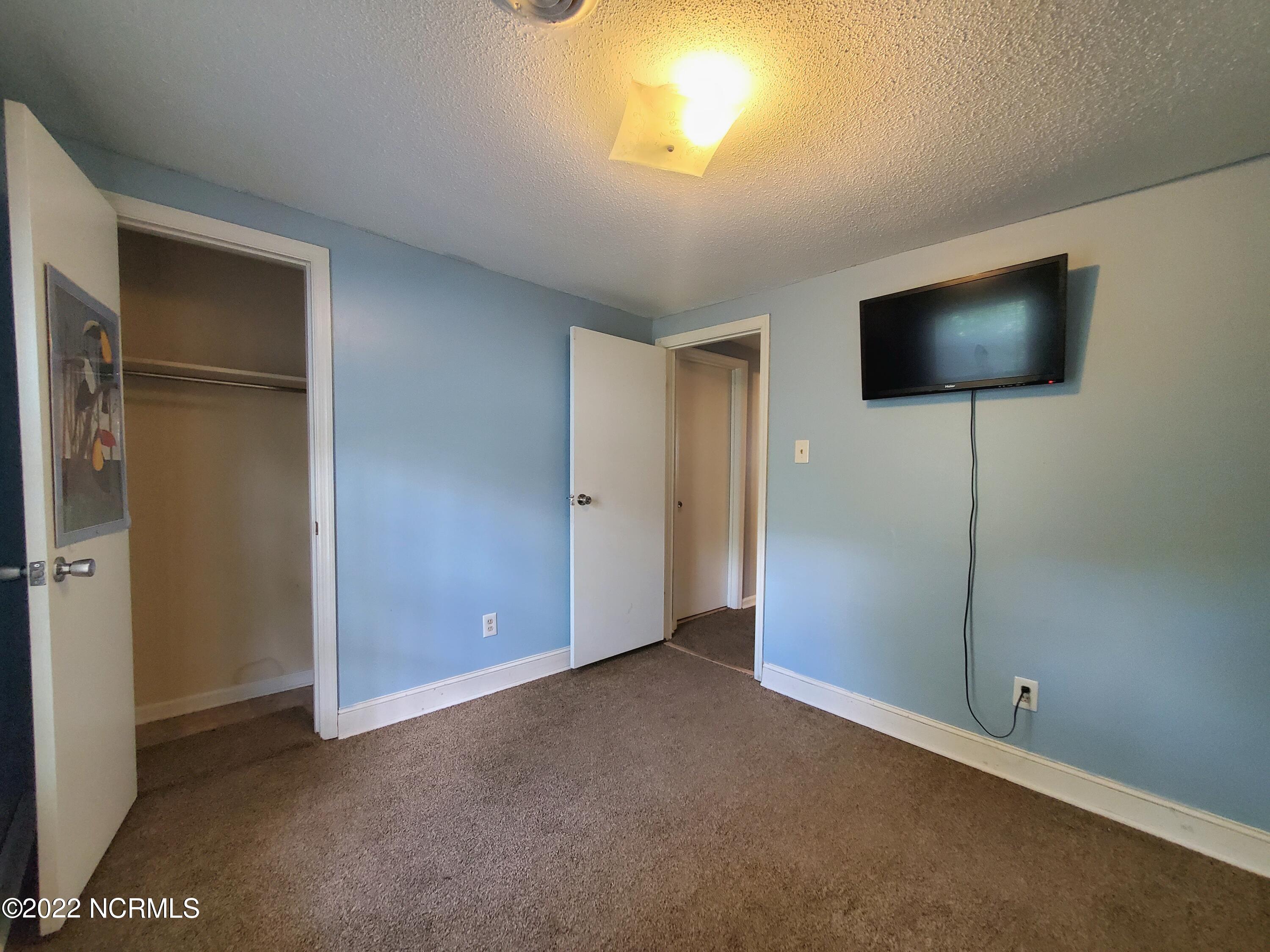 106 North Secrest Street Kinston, NC 28501 - Photo 21 of 34 20220731_120751