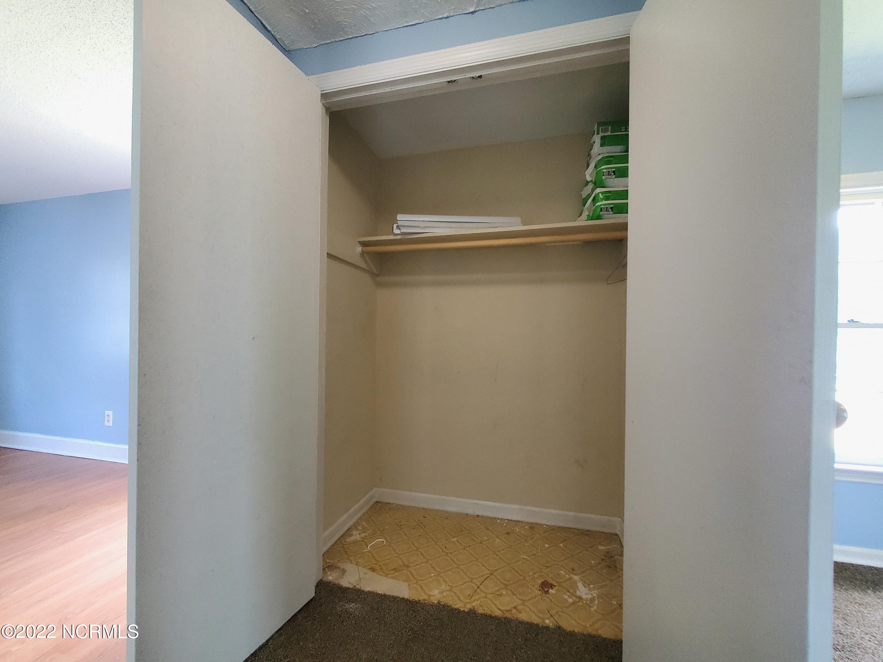 106 North Secrest Street Kinston, NC 28501 - Photo 22 of 34 20220731_121112