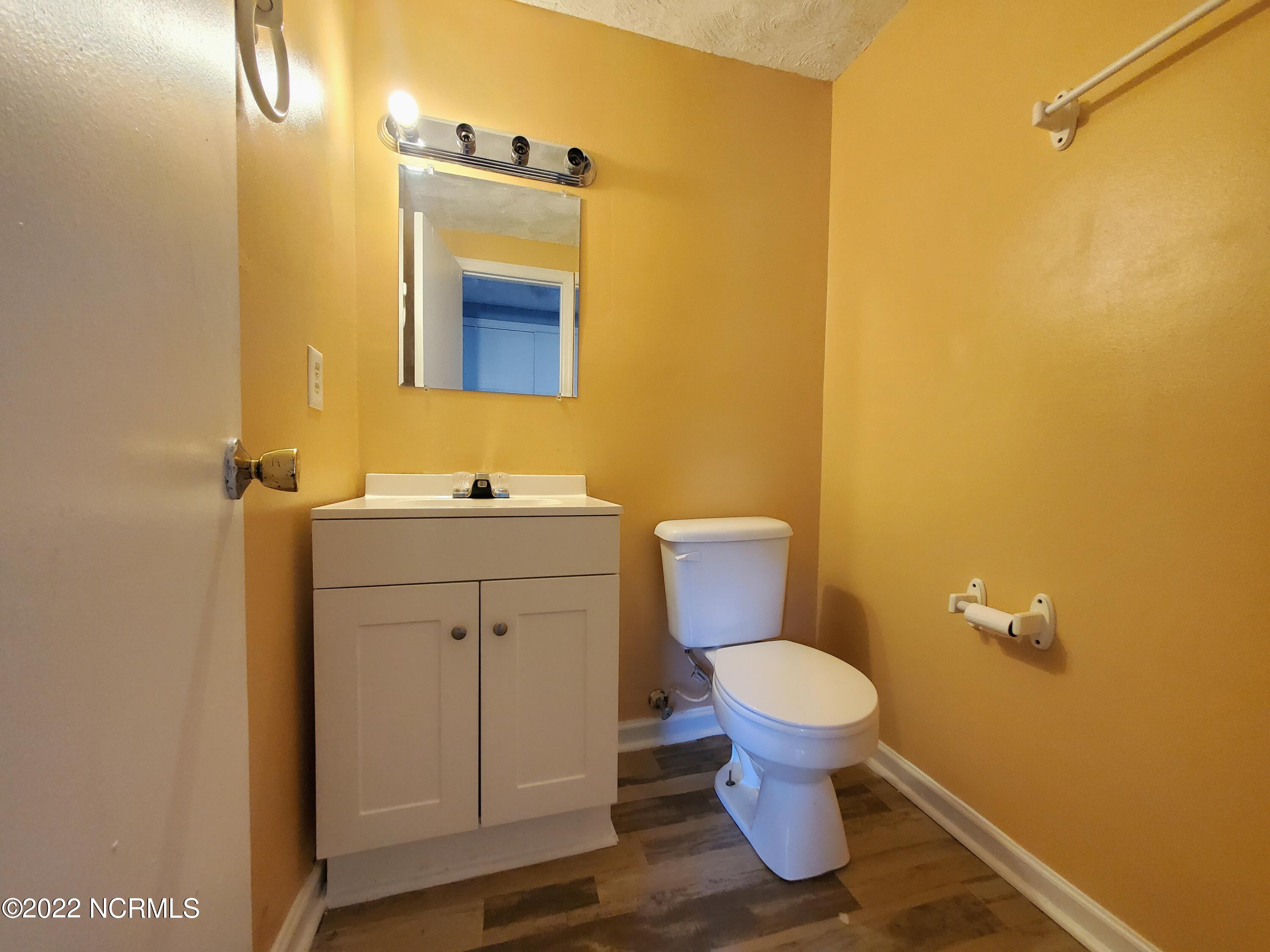 106 North Secrest Street Kinston, NC 28501 - Photo 23 of 34 20220731_121045