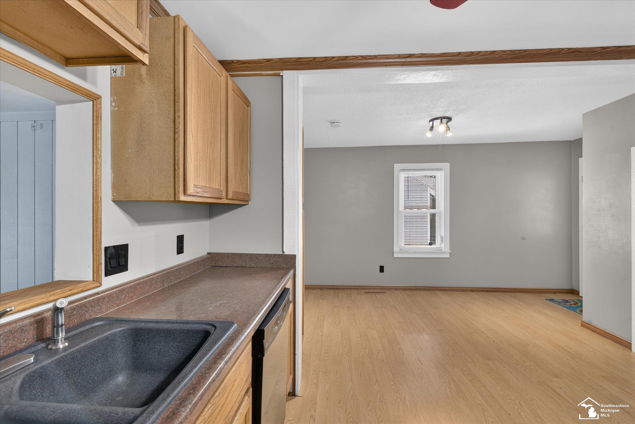 1028 Carleton Road Milan, MI 48160 - Photo 15 of 44 Gallery Image 15