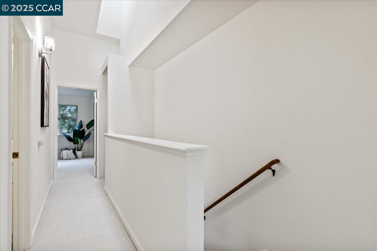 2606 Jones Road, Unit B Walnut Creek, CA 94597 - Photo 14 of 29 a view of a hallway with interior of the house