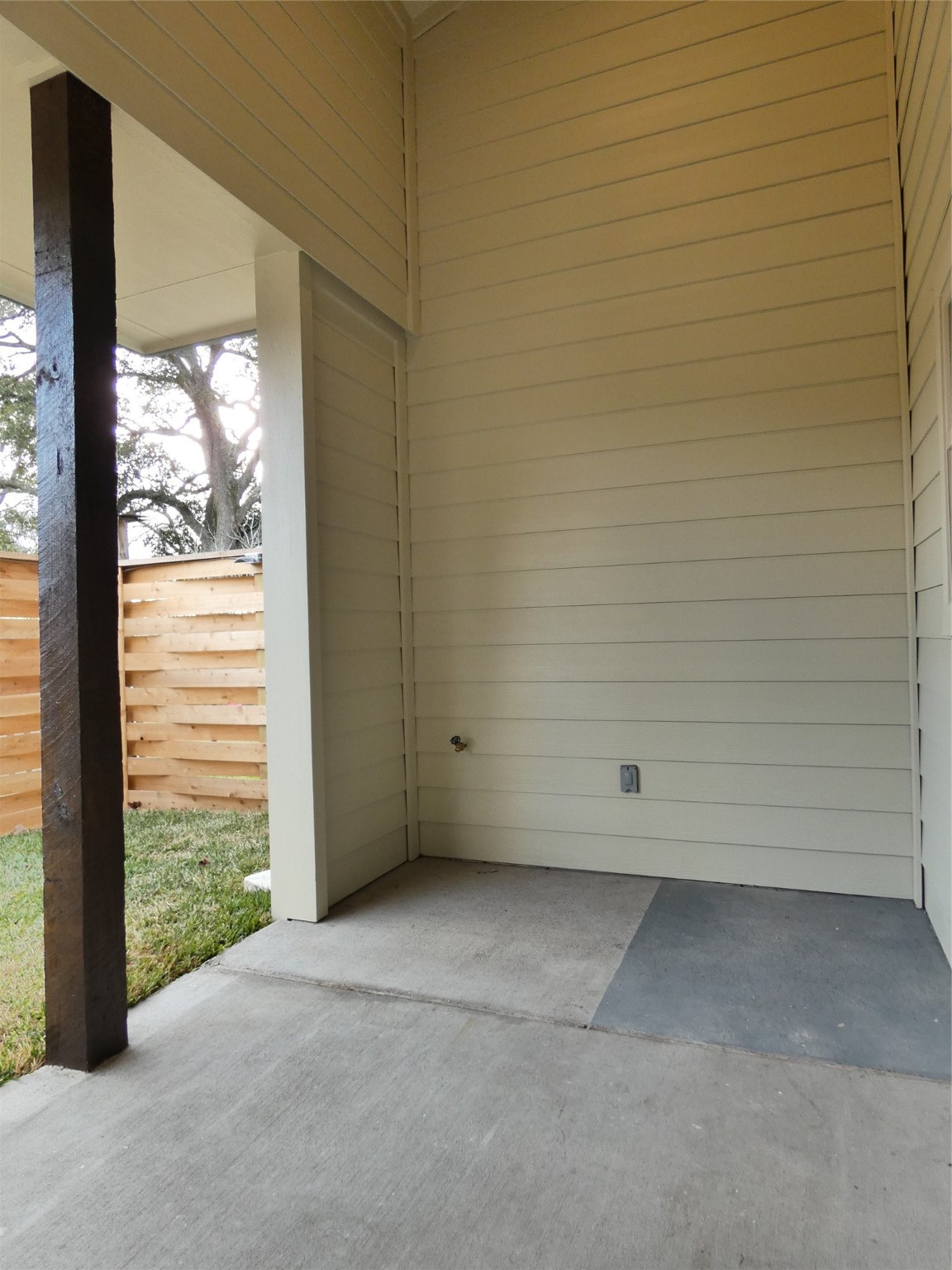 4832 FM 2218 Road, Unit B Rosenberg, TX 77469 - Photo 19 of 33