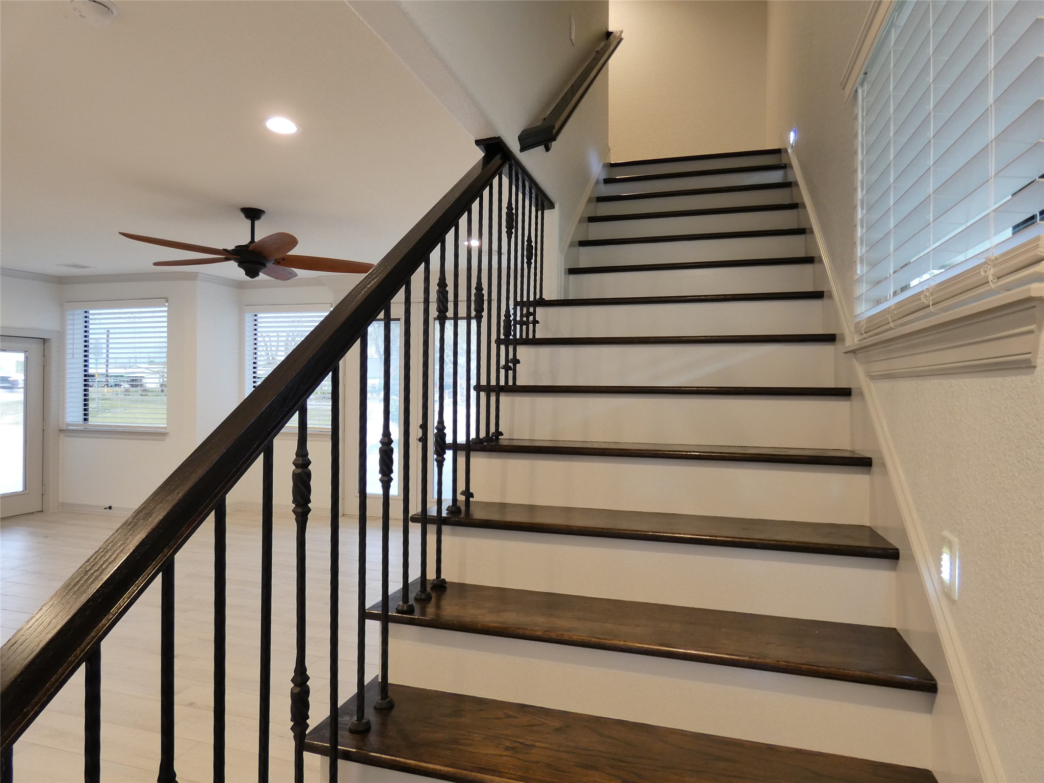 4832 FM 2218 Road, Unit B Rosenberg, TX 77469 - Photo 23 of 33 a view of entryway