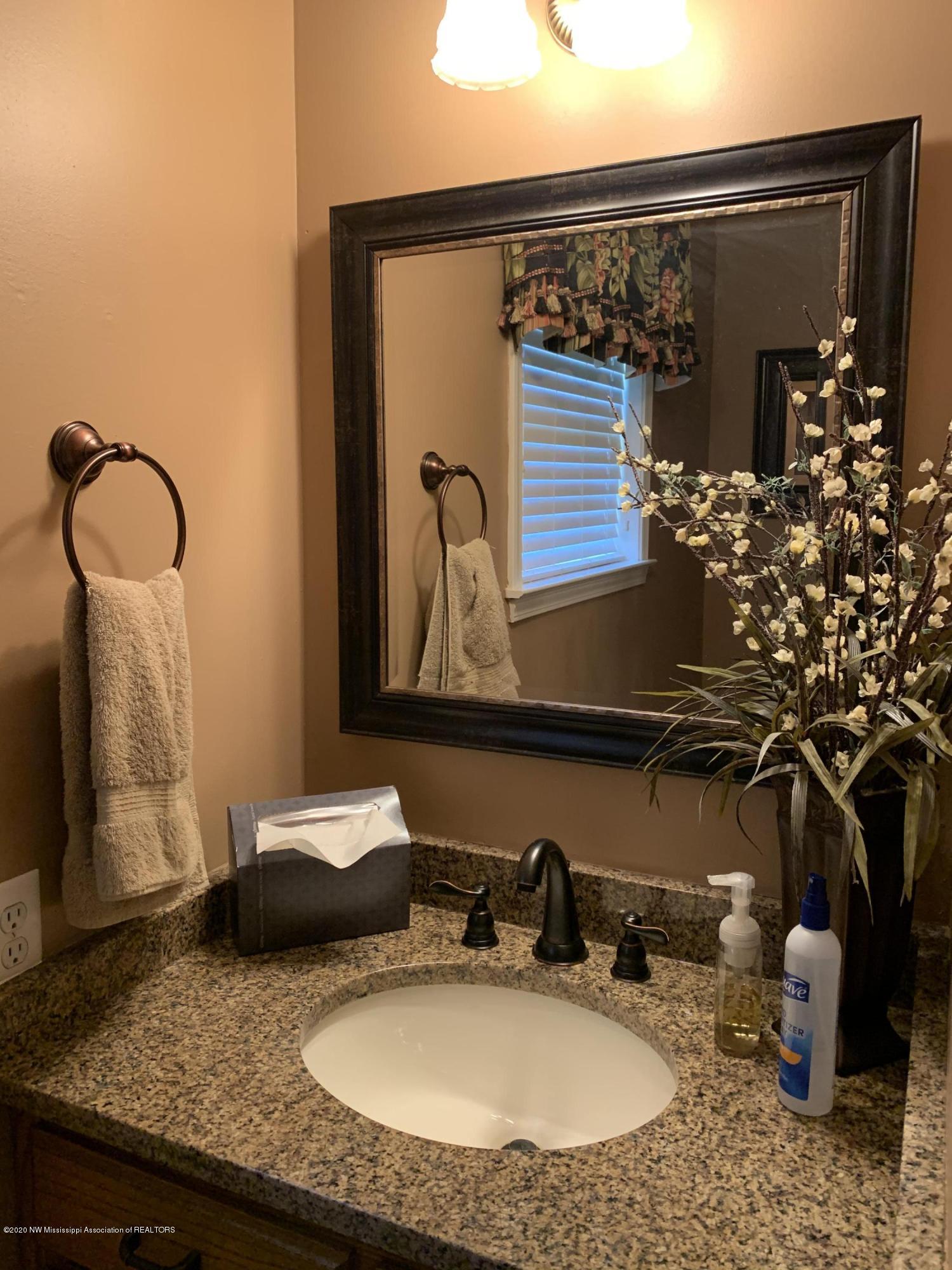 1719 West Oak Grove Road Hernando, MS 38632 - Photo 22 of 33 30EB89BE-7ADD-452F-9B8C-5012E523FB72