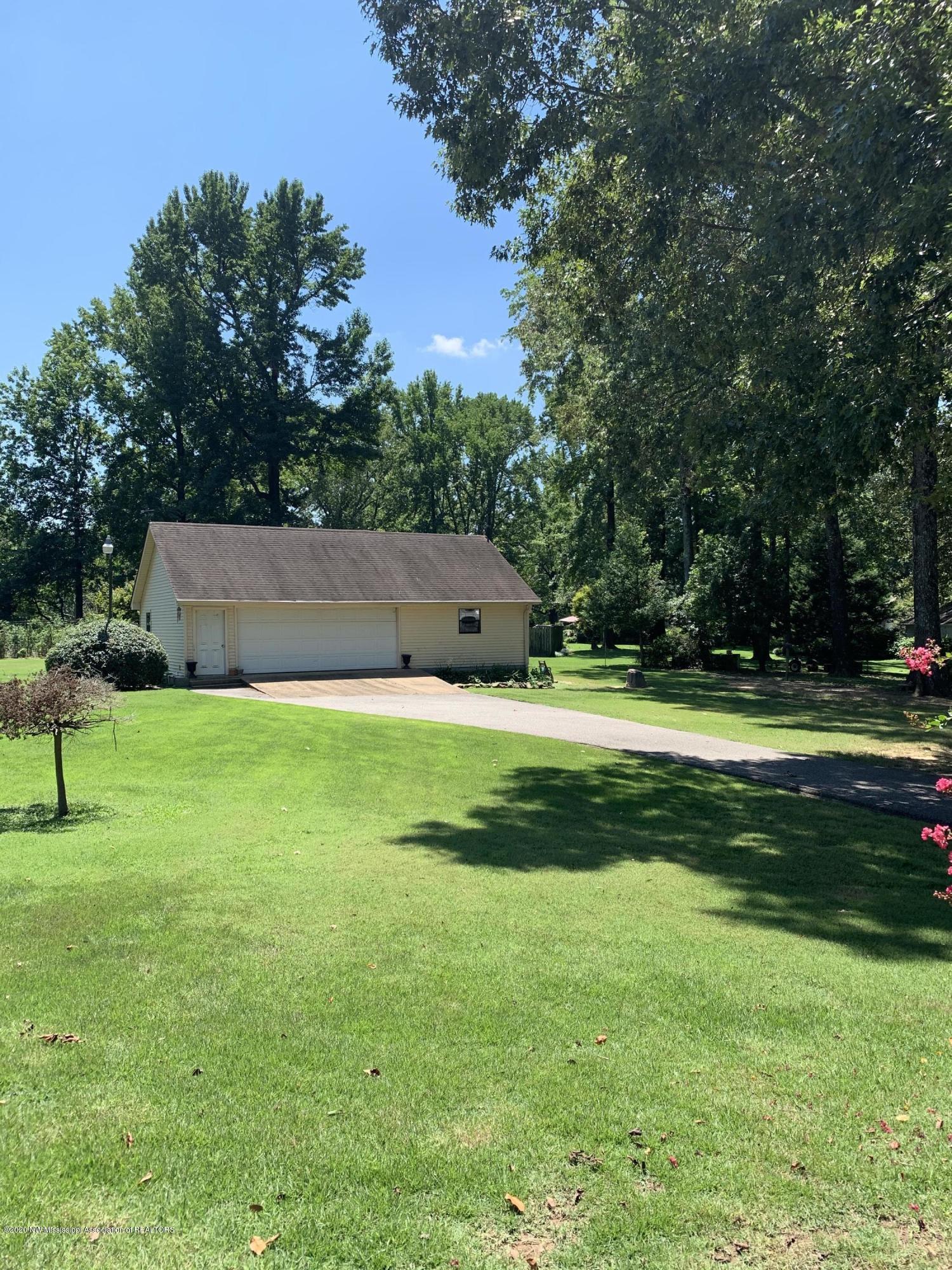 1719 West Oak Grove Road Hernando, MS 38632 - Photo 33 of 33 2C70274F-3CB8-42F6-8FBE-4DBEB0D26E66