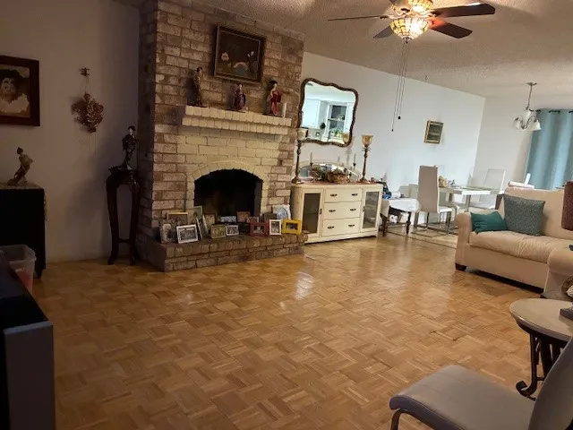 $1,300 | 3141 Crest Colony Lane, Corpus Christi, TX 78415