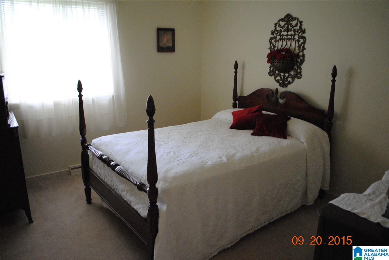 1112 Bowman Road Birmingham, AL 35235 - Photo 8 of 17