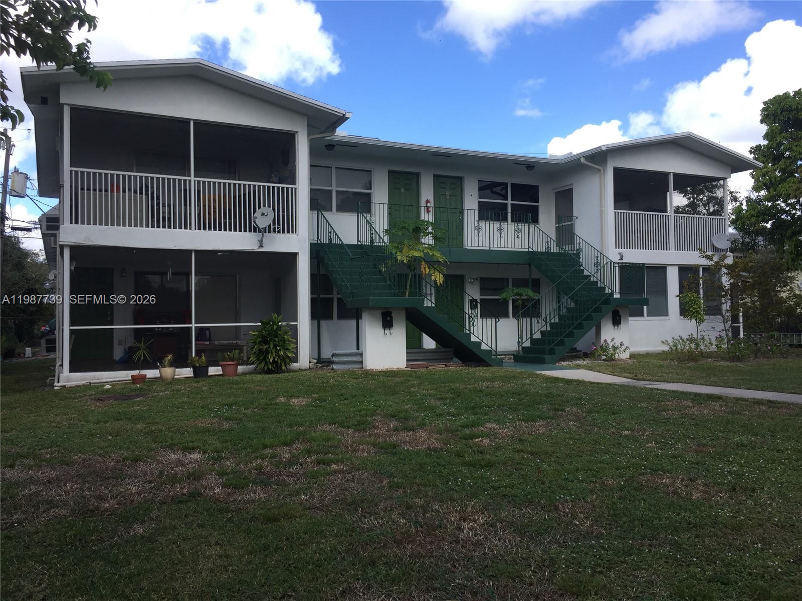 2829 Jackson Street, Unit 3 Hollywood, FL 33020 - Photo 3 of 13 Photo 3
