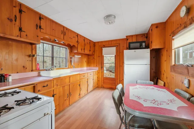 $215,000 | 15 Deadbrook Road, Stoddard, NH 03464