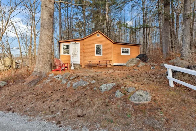 $215,000 | 15 Deadbrook Road, Stoddard, NH 03464
