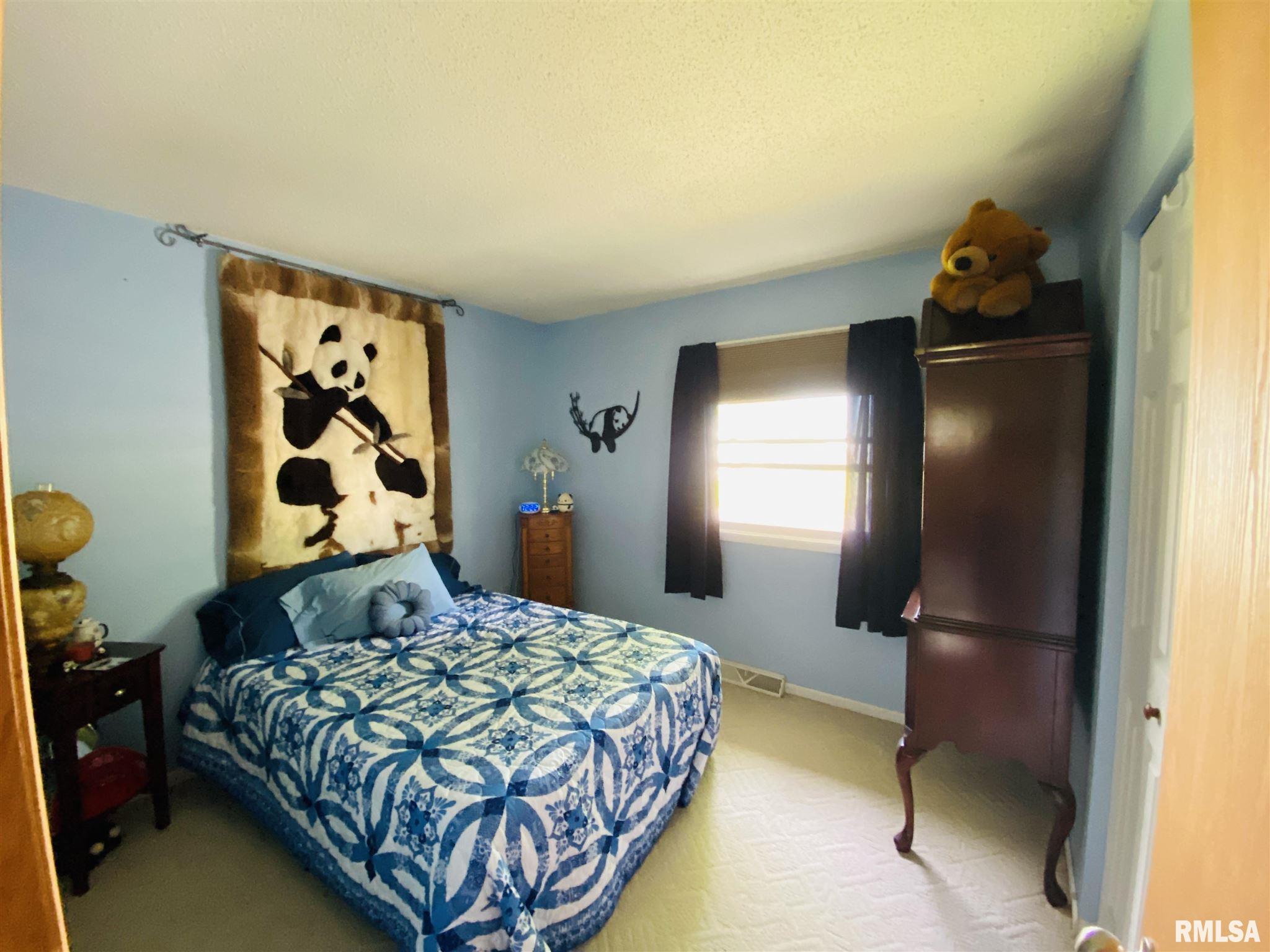 564 Walnut Street Bushnell, IL 61422 - Photo 12 of 32 Gallery Image 12