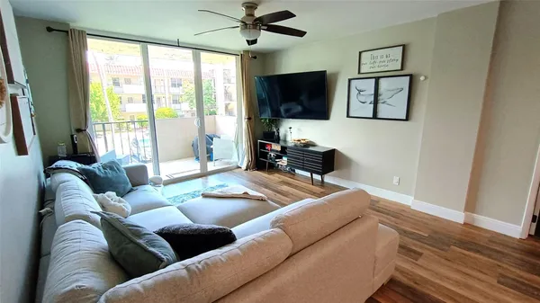 $1,800 | 777 South Federal Highway, Unit RP216, Pompano Beach, FL 33062