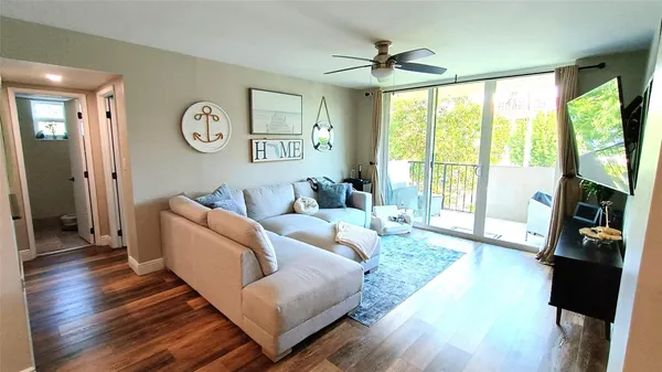 $1,800 | 777 South Federal Highway, Unit RP216, Pompano Beach, FL 33062