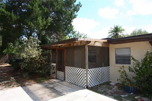 $1,095 | 615 Shore Road, Unit 4, Nokomis, FL 34275