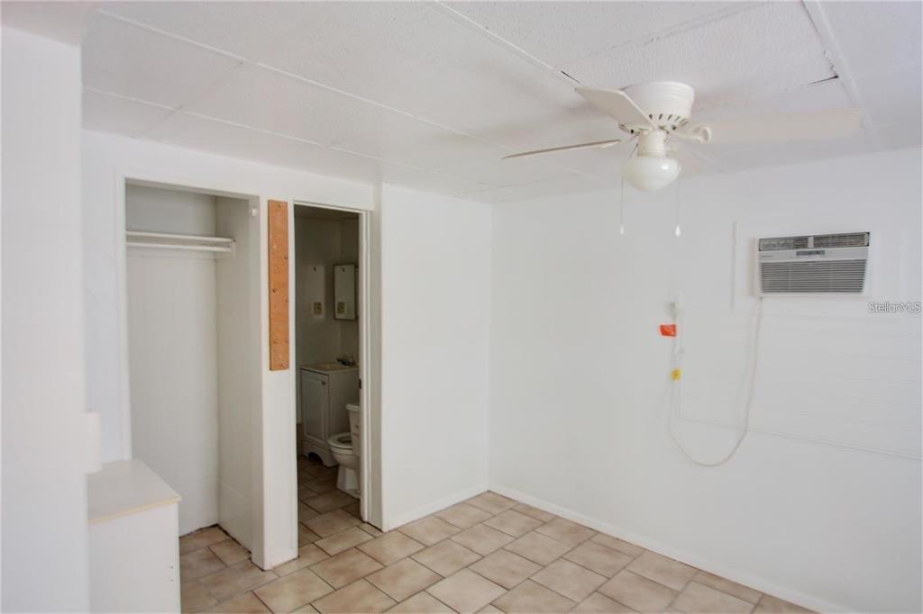615 Shore Road, Unit 4 Nokomis, FL 34275 - Photo 5 of 5