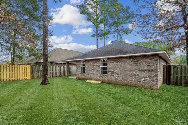 $305,000 | 5933 Dunridge Drive, Pace, FL 32571