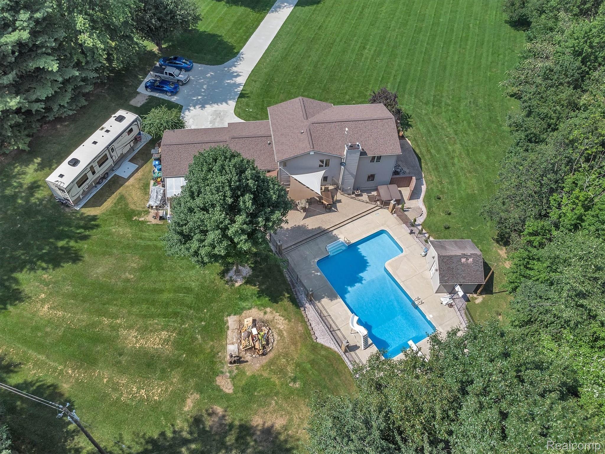 2601 Fisk Road Howell, MI 48843 - Photo 39 of 44 62-2601 Fisk Rd-Aerial Shot 3.jpg
