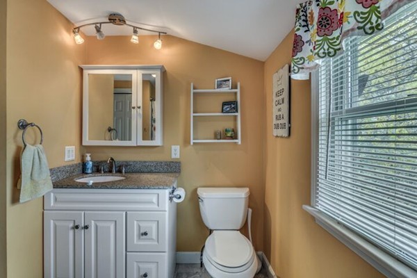 48 Lothrop Road Reading, MA 01867 - Photo 27 of 30 Gallery Image 27