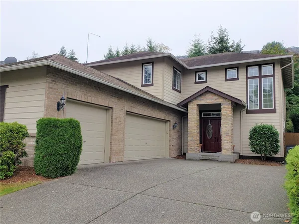 $3,100 | 15449 141st Place Southeast, Renton, WA 98058