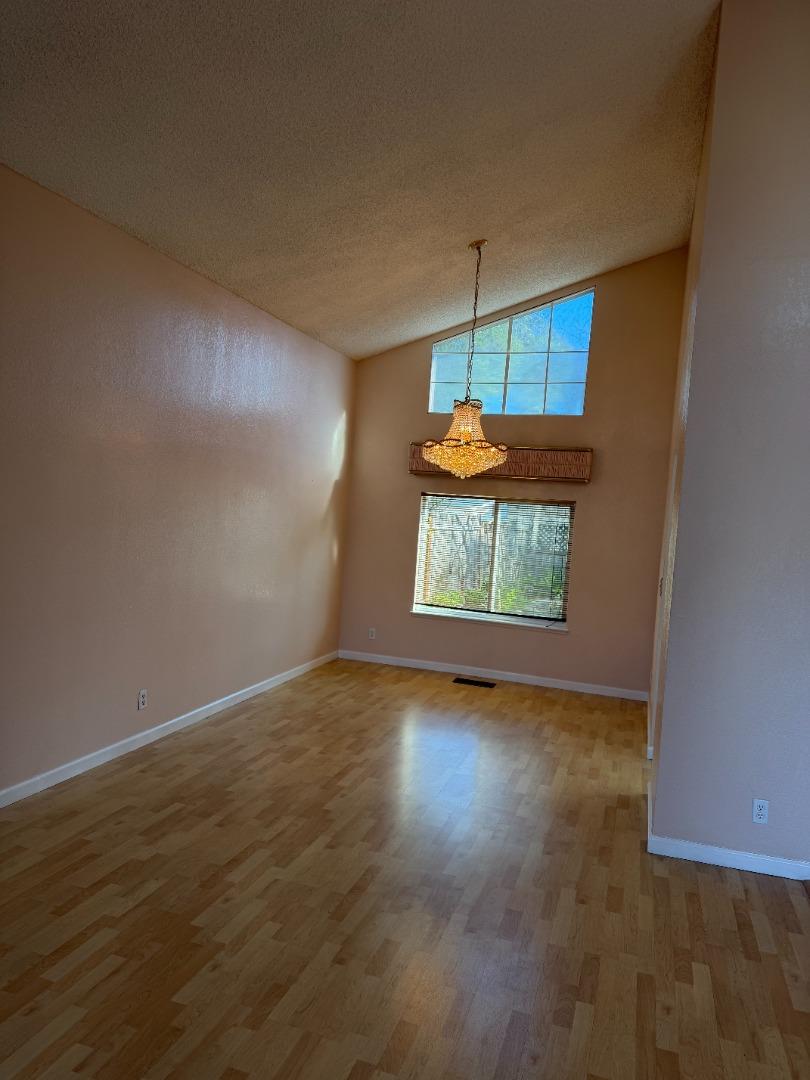 1723 Pheasant Drive Hercules, CA 94547 - Photo 8 of 34