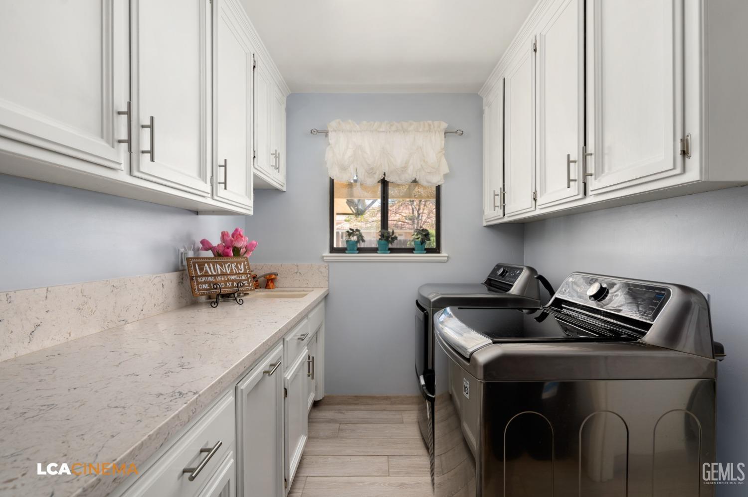 Undisclosed Address Bakersfield, CA 93314 - Photo 18 of 27