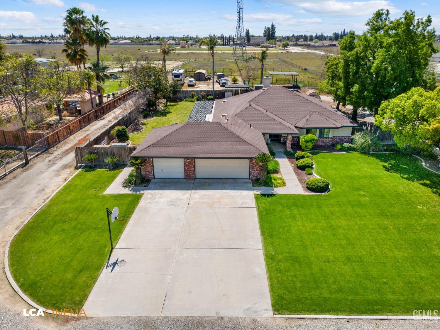 Undisclosed Address Bakersfield, CA 93314 - Photo 24 of 27