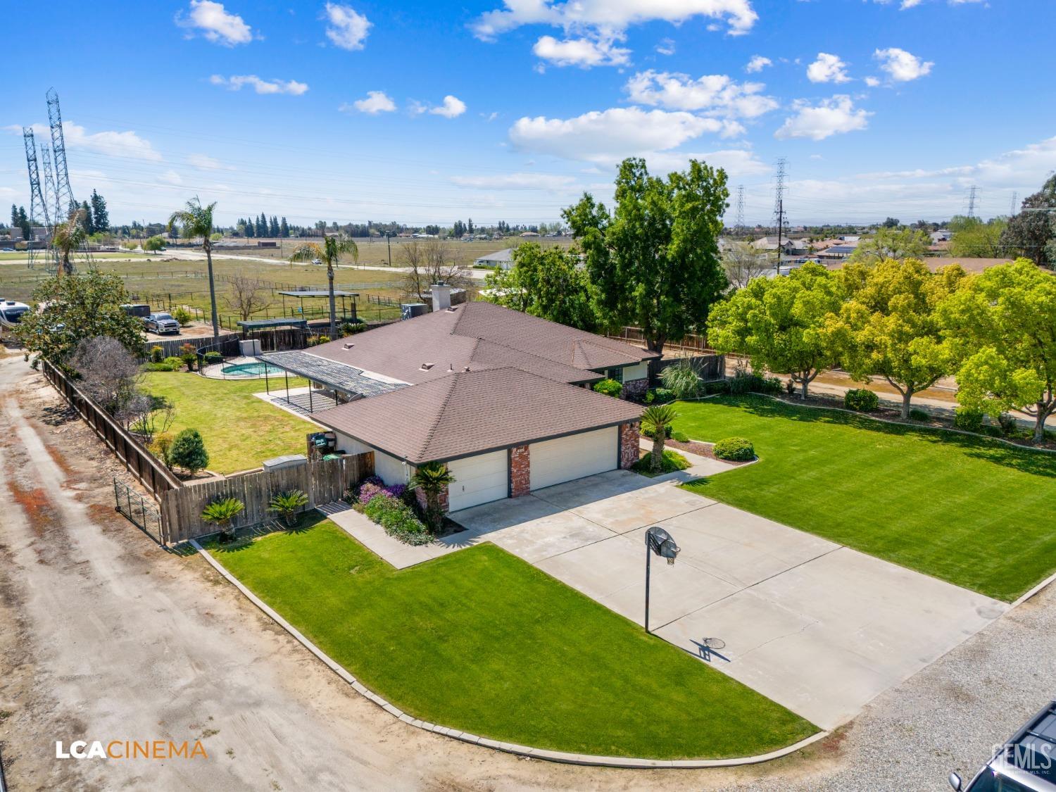 Undisclosed Address Bakersfield, CA 93314 - Photo 25 of 27