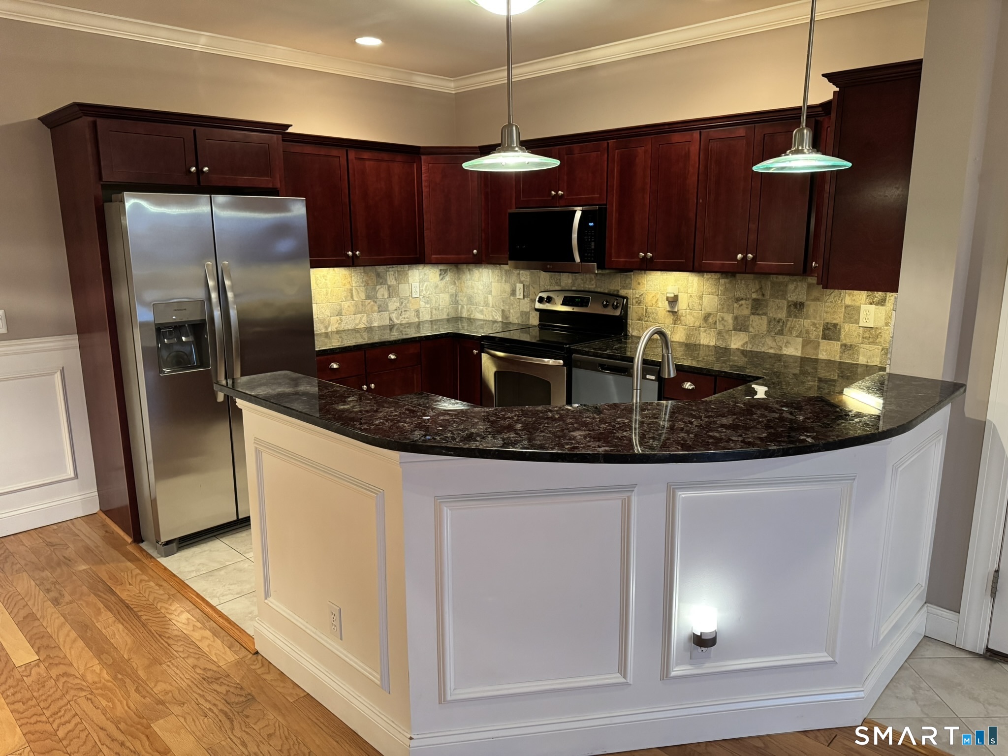 95 South Ridge Lane, Unit D204 Berlin, CT 06037 - Photo 10 of 28