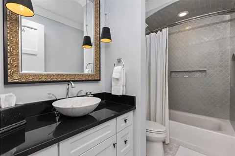 $8,995,000 | 2317 Delmar Place, Fort Lauderdale, FL 33301