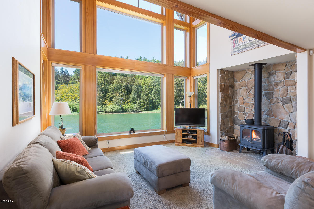 34290 Brooten Road Pacific City, OR 97135 - Photo 3 of 29 Open & Bright Living Area